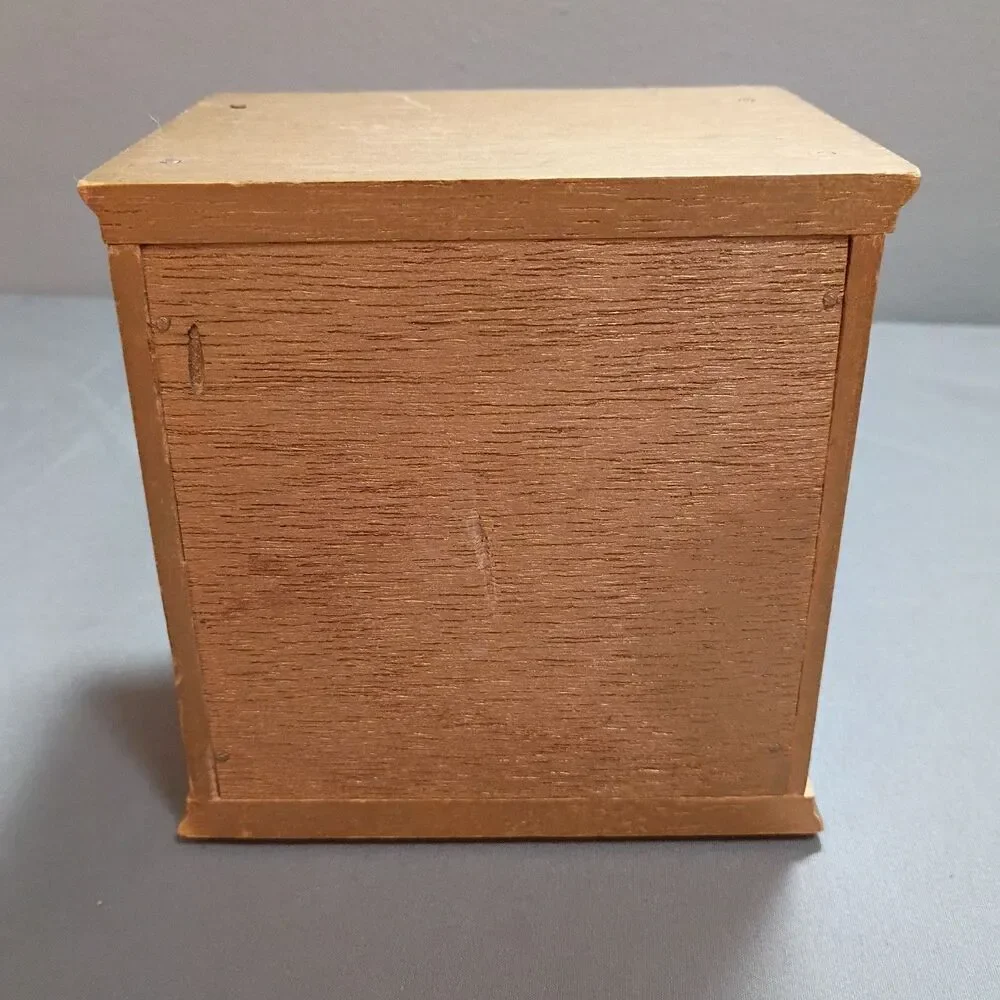 Vintage Faux Books Wood Decor Encyclopedia Barware Cork Coasters Set Cased 8